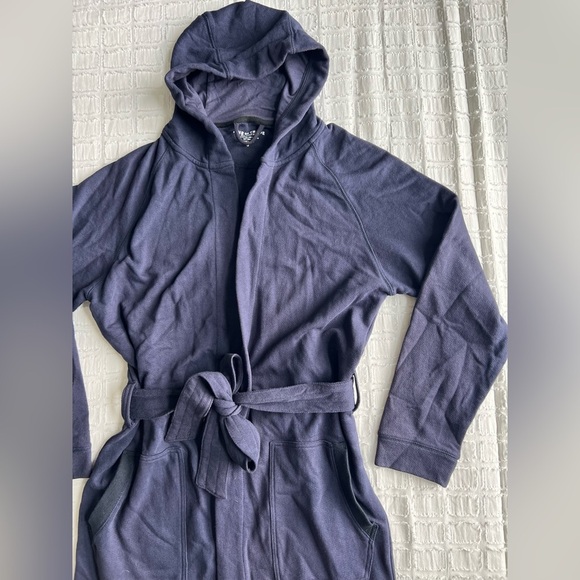 Line Of Trade Other - Line of Trade Robe Hooded 41” Matching Belt With Pockets Mens Size Small